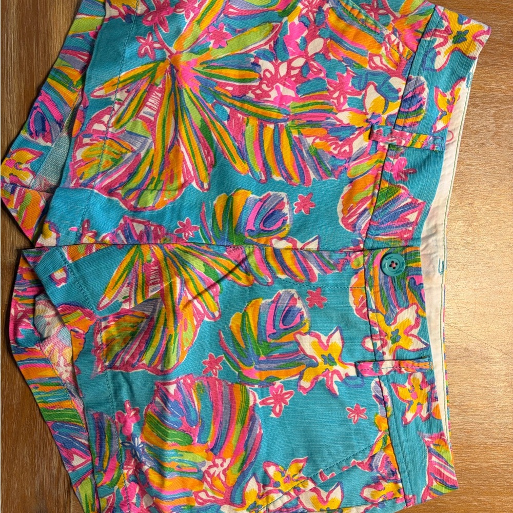 Turquoise Tropical Print Women's Shorts